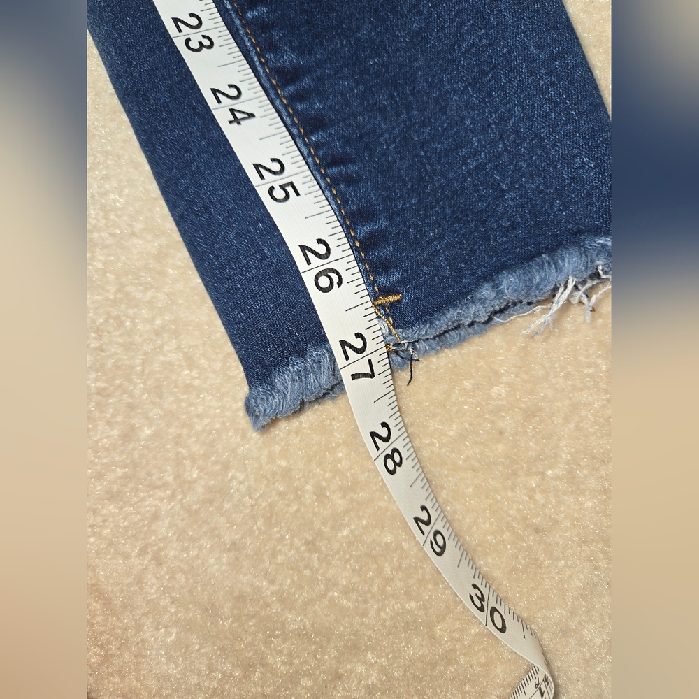 Vince Blue Co Women's 9 Raw Hem Distressed Jeans - Picture 12 of 14